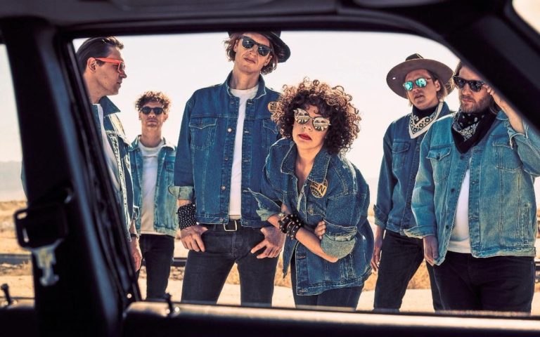 Arcade Fire recuerda a Dolores O’ Riodan