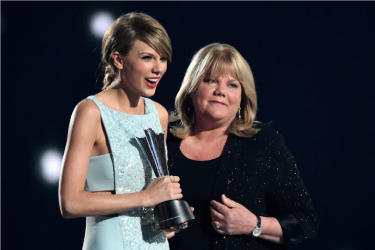 La mamá de Taylor Swift con tumor en el cerebro