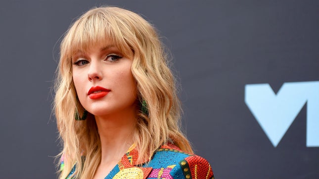 Taylor Swift apoya económicamente a fans por coronavirus