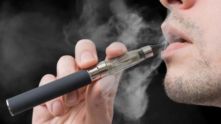 ¿Los vaporizadores son más efectivos para dejar de fumar? Checa esto