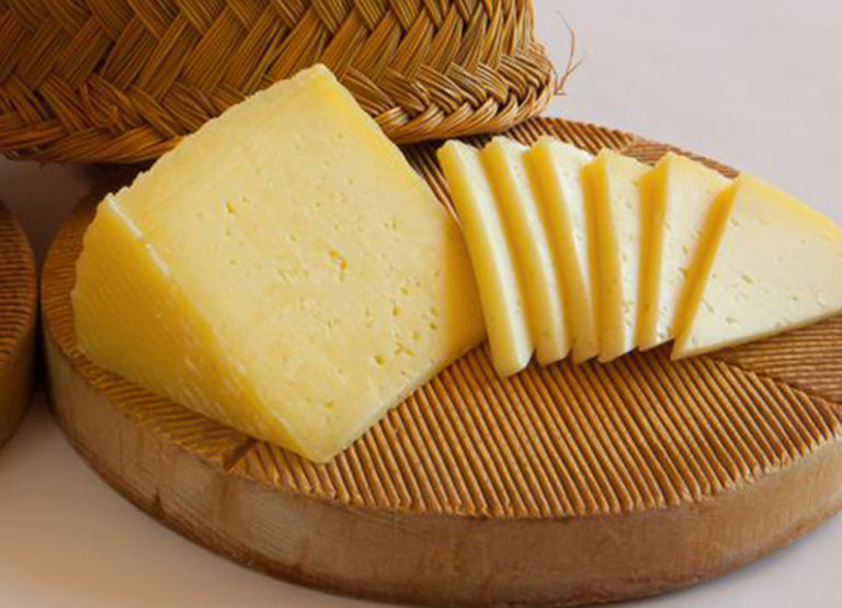 ¿Sabes qué es en realidad el queso manchego? Aquí te decimos